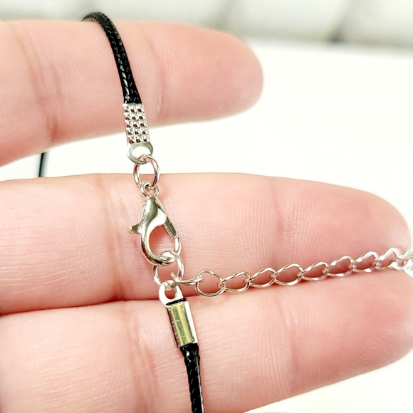 RAINBOW HEART Vertical Pendant Necklace - Picture 4 of 5